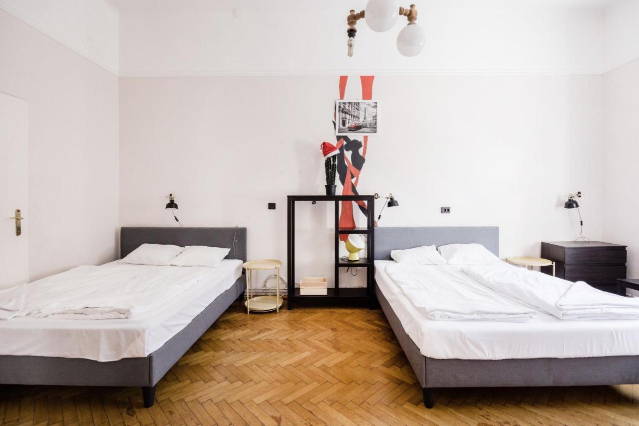 Downtown Circus Apartment Budapest Exterior foto