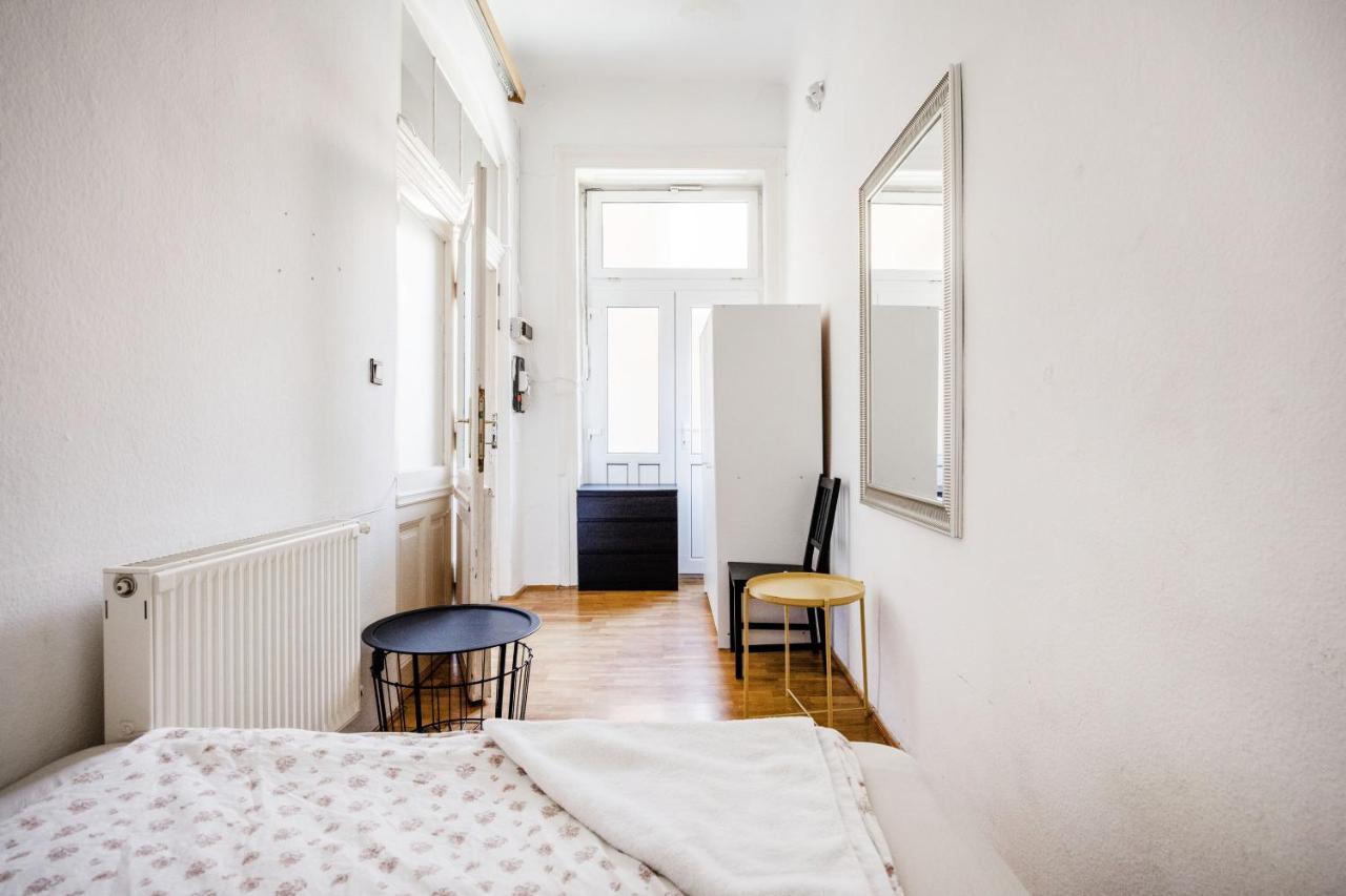 Downtown Circus Apartment Budapest Exterior foto