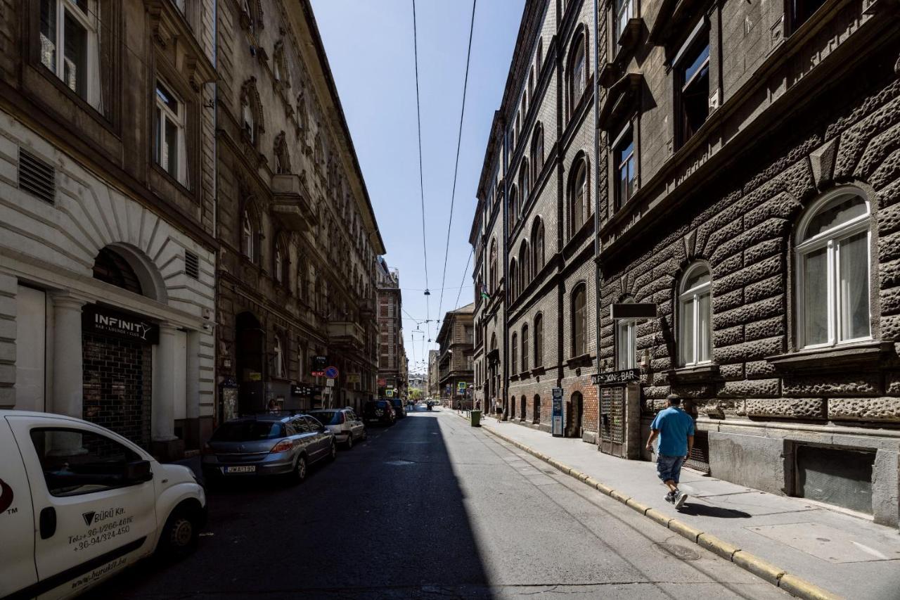 Downtown Circus Apartment Budapest Exterior foto