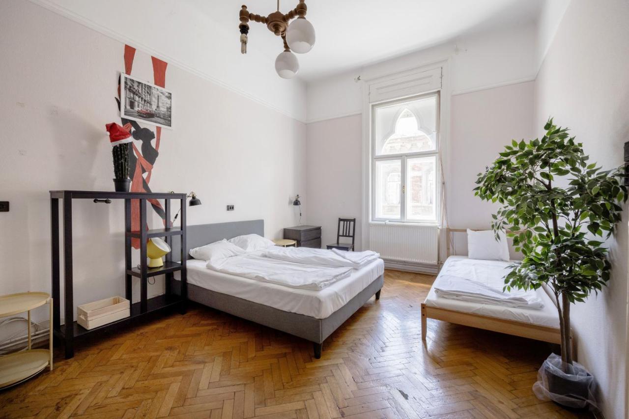 Downtown Circus Apartment Budapest Exterior foto